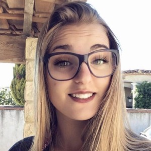 Oceane - Prof de maths - Saint-Gilles