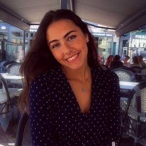 Johanna - Prof de philosophie - Paris 16e