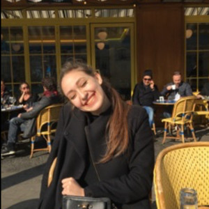 Chloé - Prof de maths - Paris