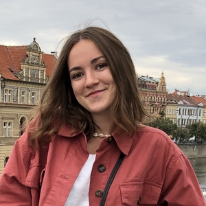 Lucie - Prof de maths - Nantes