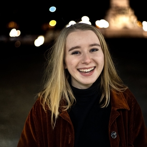 Eva - Prof de français - Pessac