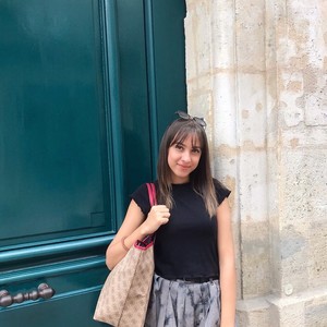 Yasmine - Prof de droit civil - Mérignac