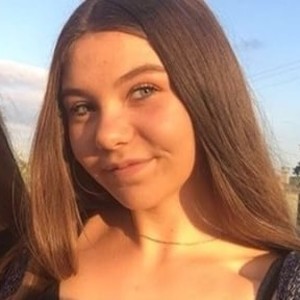 Mathilde - Prof de basket - Évian-les-Bains