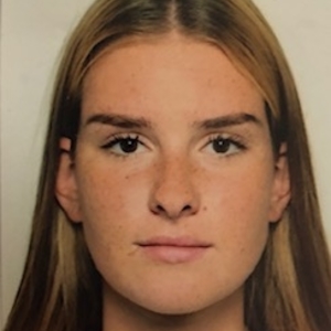 Eva - Prof de maths - Rennes