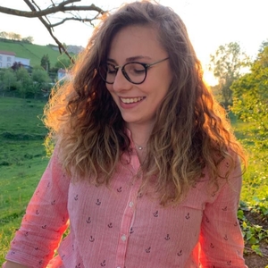 Louise - Prof de soutien scolaire - Saint-Jean-Bonnefonds