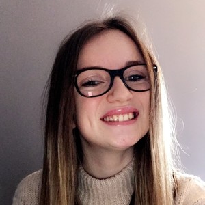 Julie - Prof d'aide aux devoirs - Verneuil-en-Halatte