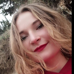 Emma - Prof d'aide aux devoirs - Saint-Évarzec