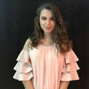Tahiri - Prof de marketing - Nantes