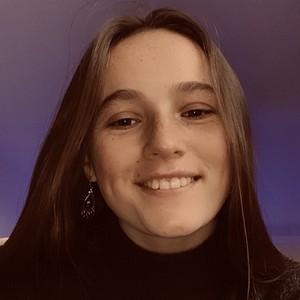 Julia - Prof d'aide aux devoirs - Nieppe