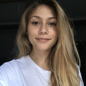 Ella - Prof d'anglais - Lyon
