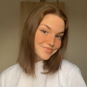 Clara - Prof de SVT - Cinqueux