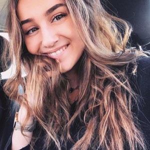 Mélanie - Prof d'aide aux devoirs - Reims
