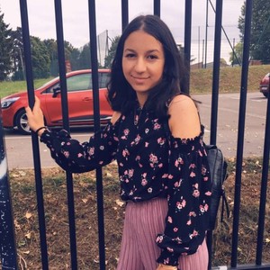 Lylia - Prof d'anglais - Mouy