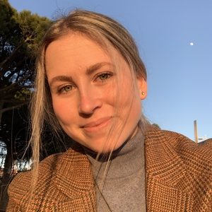 Caroline - Prof d'histoire - Trans-en-Provence