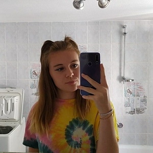 Laurenn - Prof de français - Mûrs-Érigné