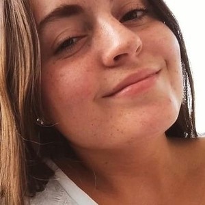 Coralie - Prof d'histoire - géo - Rennes