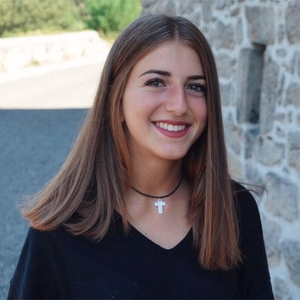 Violette - Prof d'histoire - géo - Sainte-Foy-lès-Lyon