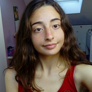 Romane - Prof de maths - Taissy