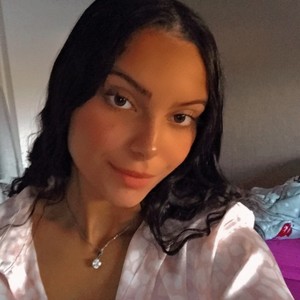 Aya - Prof d'aide aux devoirs - Lyon