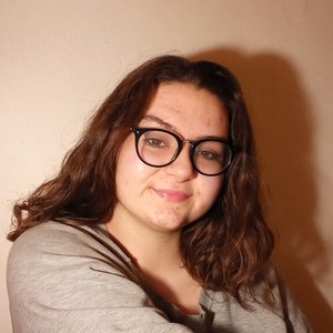 Emeline - Prof d'aide aux devoirs - Tournus
