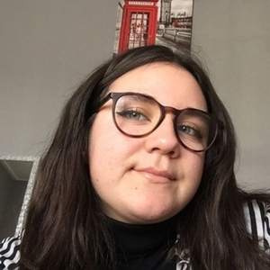 Anais - Prof de français - Mirecourt