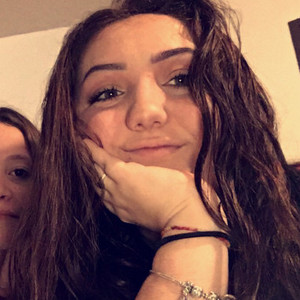 Alexia - Prof d'anglais - Perrex
