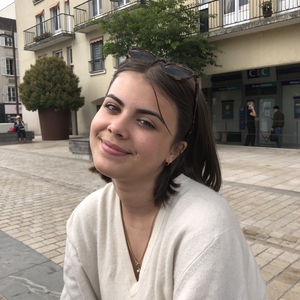 Justine - Prof d'aide aux devoirs - Fontainebleau