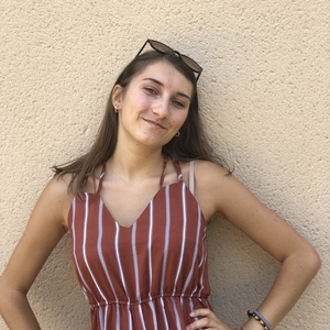 Chloé - Prof d'aide aux devoirs - Chasselay