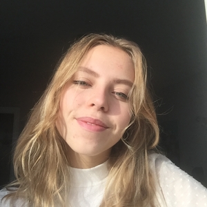 Louise - Prof de maths - Douai
