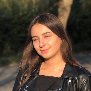 Johana - Prof de maths - Bussy-Saint-Georges