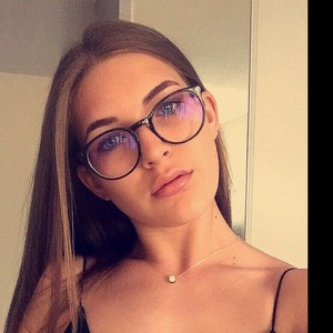 Eva - Prof de maths - Montpellier