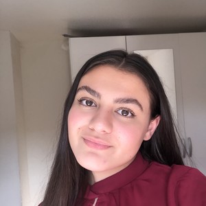 Lina - Prof d'aide aux devoirs - Cernay