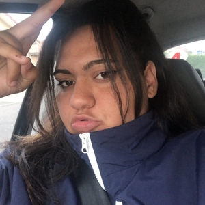 Yasmina - Prof d'anglais - Saint-Pierre-du-Mont