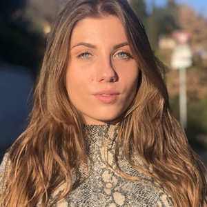 Coralie - Prof de maths - Villeneuve-Loubet
