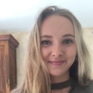 Lola - Prof de maths - Paris 1er