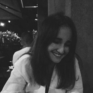 Noémie - Prof d'économie - Toulouse