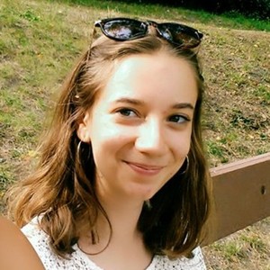 Léonie - Prof d'aide aux devoirs - Saint-Jean-des-Mauvrets