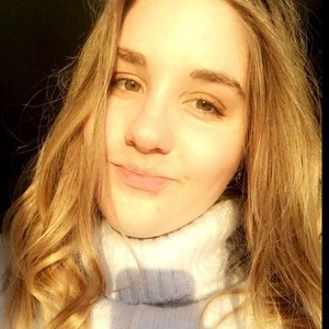 Maelle - Prof de français - Angers