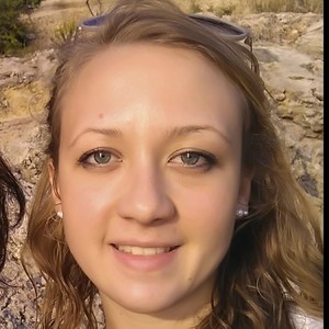 Lara - Prof d'allemand - Nice