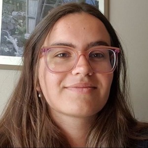 Astrid - Prof d'anglais - Pincé