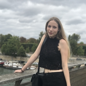 Olivia - Prof de maths - Voisins-le-Bretonneux