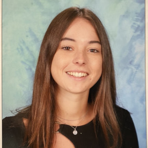 Lola - Prof de maths - Roissy-en-Brie
