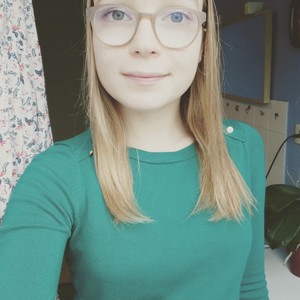 Louise - Prof de français - Denée