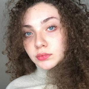 Yasmin - Prof d'anglais - Arcueil