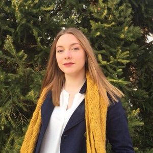 Juli - Prof de littérature - Saint-Christophe