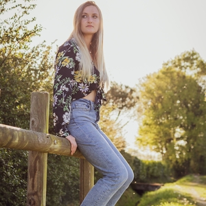 Léonie - Prof d'aide aux devoirs - Pau