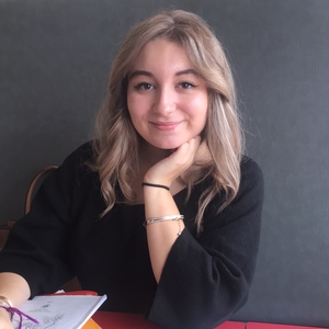 Samantha - Prof de français - Poitiers