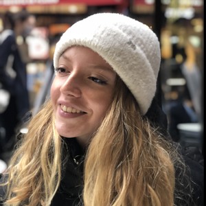 Claudia - Prof de flûte traversière - Paris