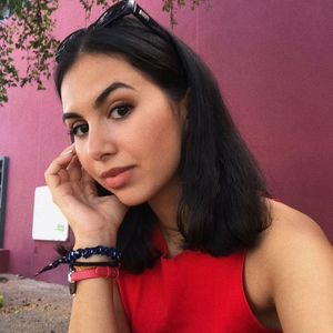 Lina - Prof d'anglais - Saint-Jean