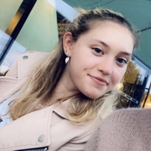 Eva - Prof d'aide aux devoirs - Metz